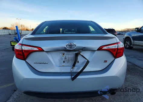 2015 Toyota Corolla L z USA, uszkodzony, nr VIN 2T1BURHE0FC368517